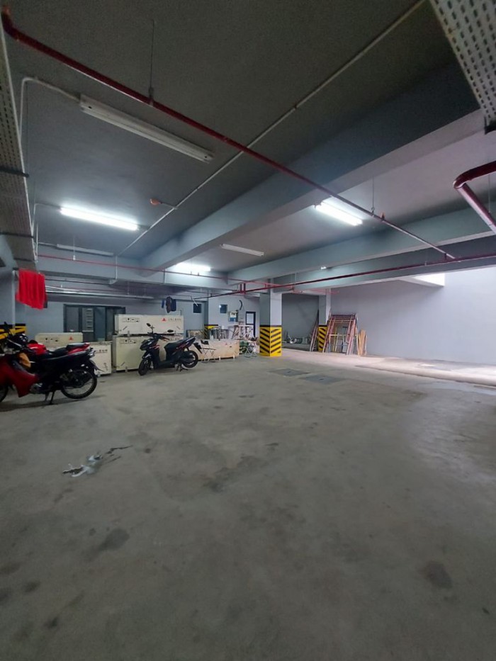 Gedung dijual di Warung Buncit Pancoran Jakarta Selatan